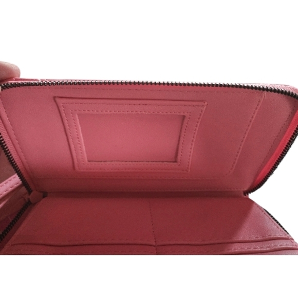 Betsey Johnson Pink Quilted Wallet & Wristlet -NWT - Picture 3 of 6